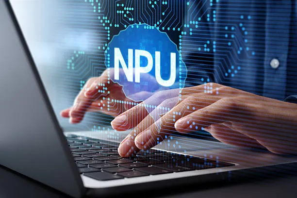 Превью статьи о платформе года